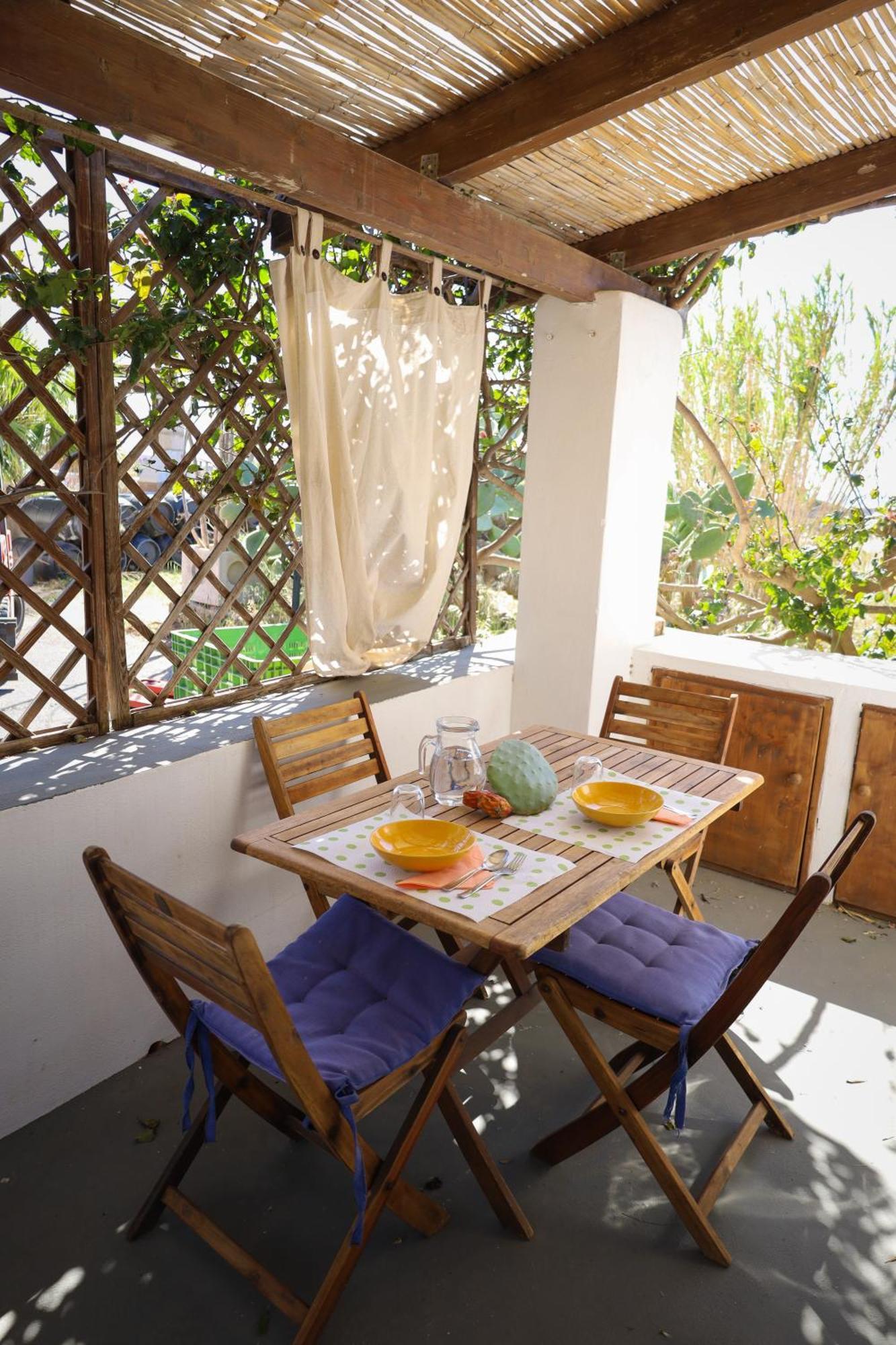 Casetta Il Mandorlo Pantelleria Exterior photo